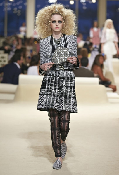 Chanel-Cruise-Resort-2015-Collection-02_600px