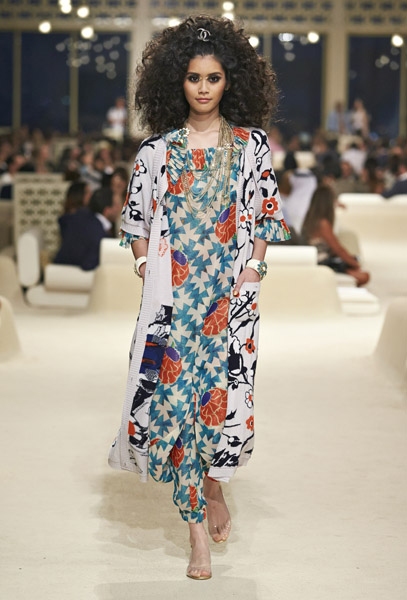 Chanel-Cruise-Resort-2015-Collection-50_600px